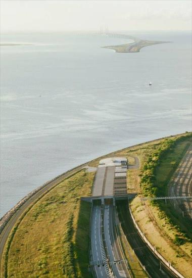 INNE KRAJE- 6 - Most Oresund pomiędzy Szwecją a Danią przekształca się w podwodny tunel.jpg